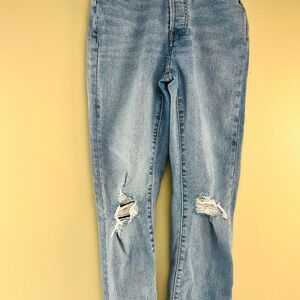 Levi's Sz. 26 Light Blue Distressed Straight Leg Jeans